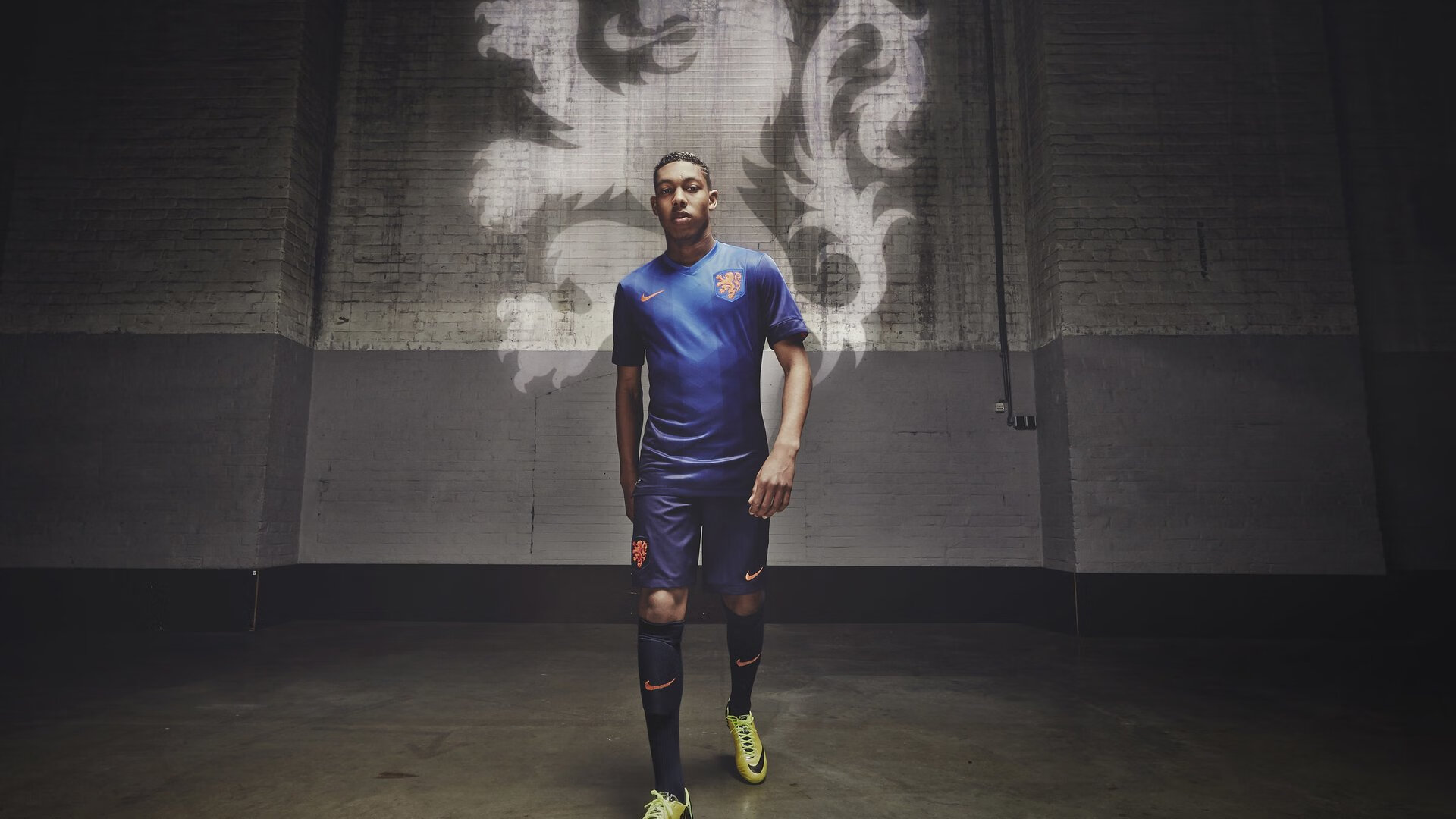 热刺客战布莱顿，孙兴慜会否再次成为进攻焦点？，孙兴慜获热刺新合同